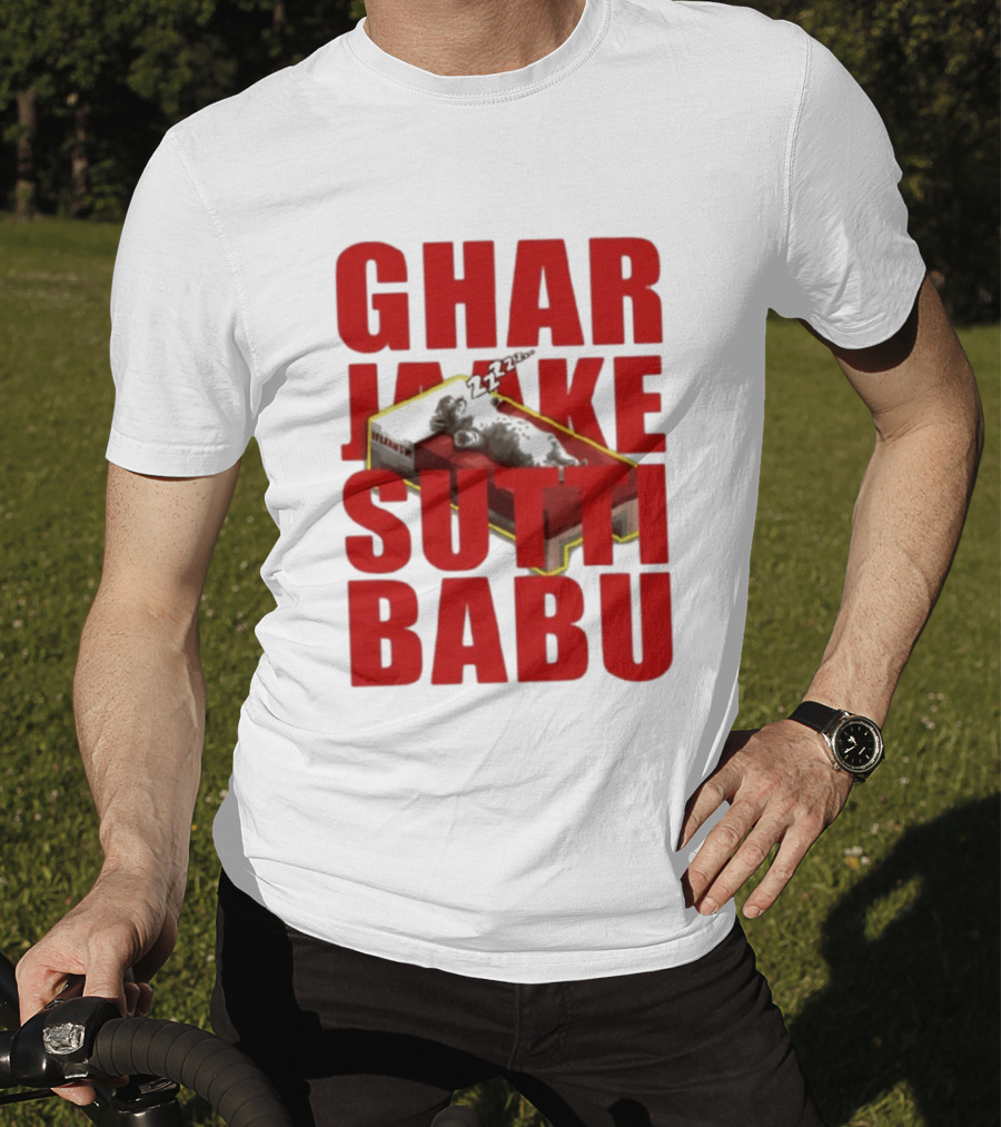 Ghar Jaake Sutti Babu Sleeping Cat On Bed ZZZ T-Shirt