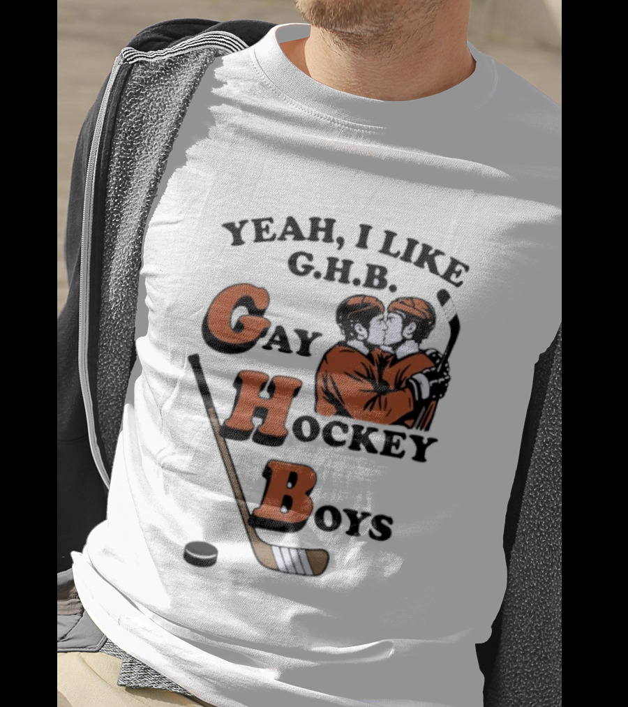 Yeah I Like GHB Gay Hockey Boys Kissing Icon With Stick And Puck T-Shirt