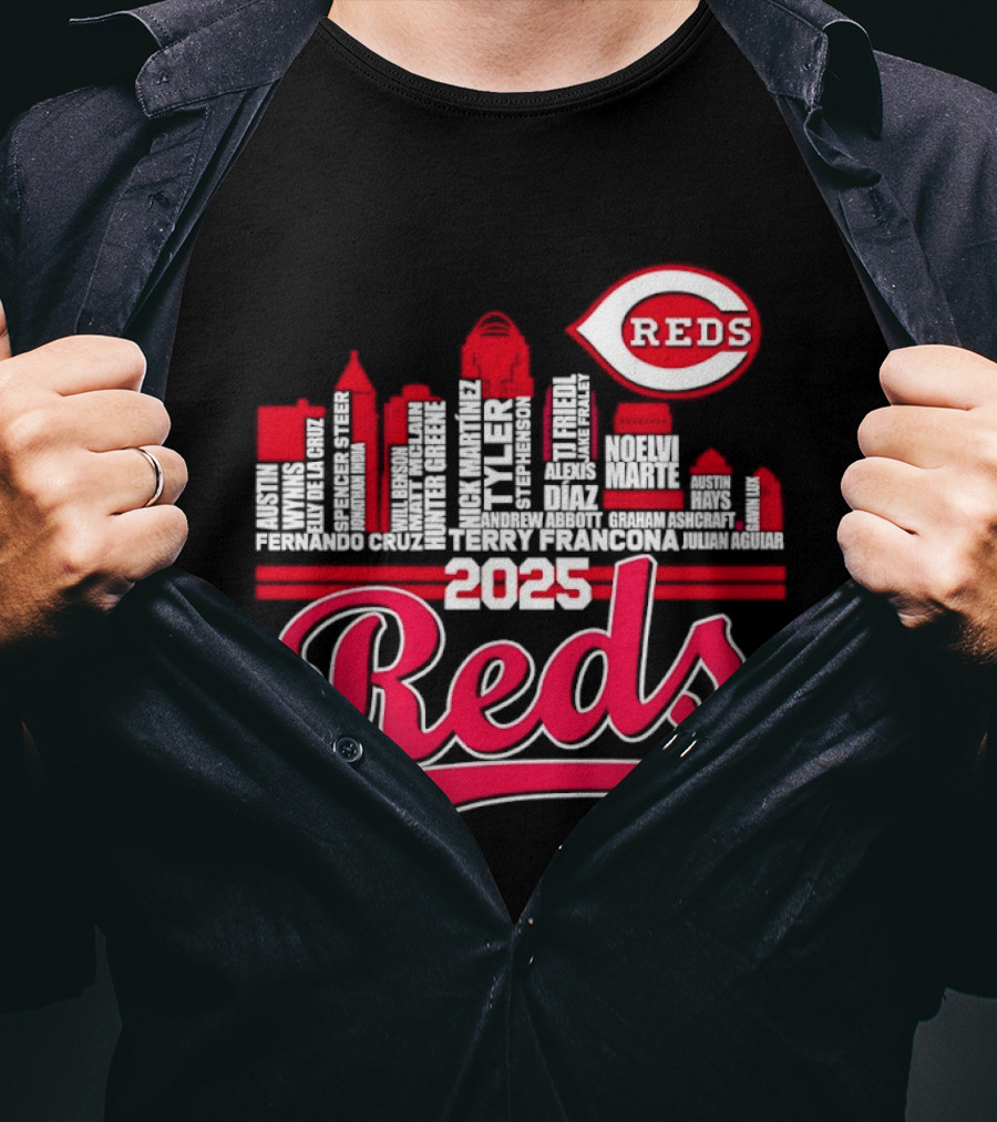 Cincinnati Reds Skyline Players 2025 Reds T-Shirt