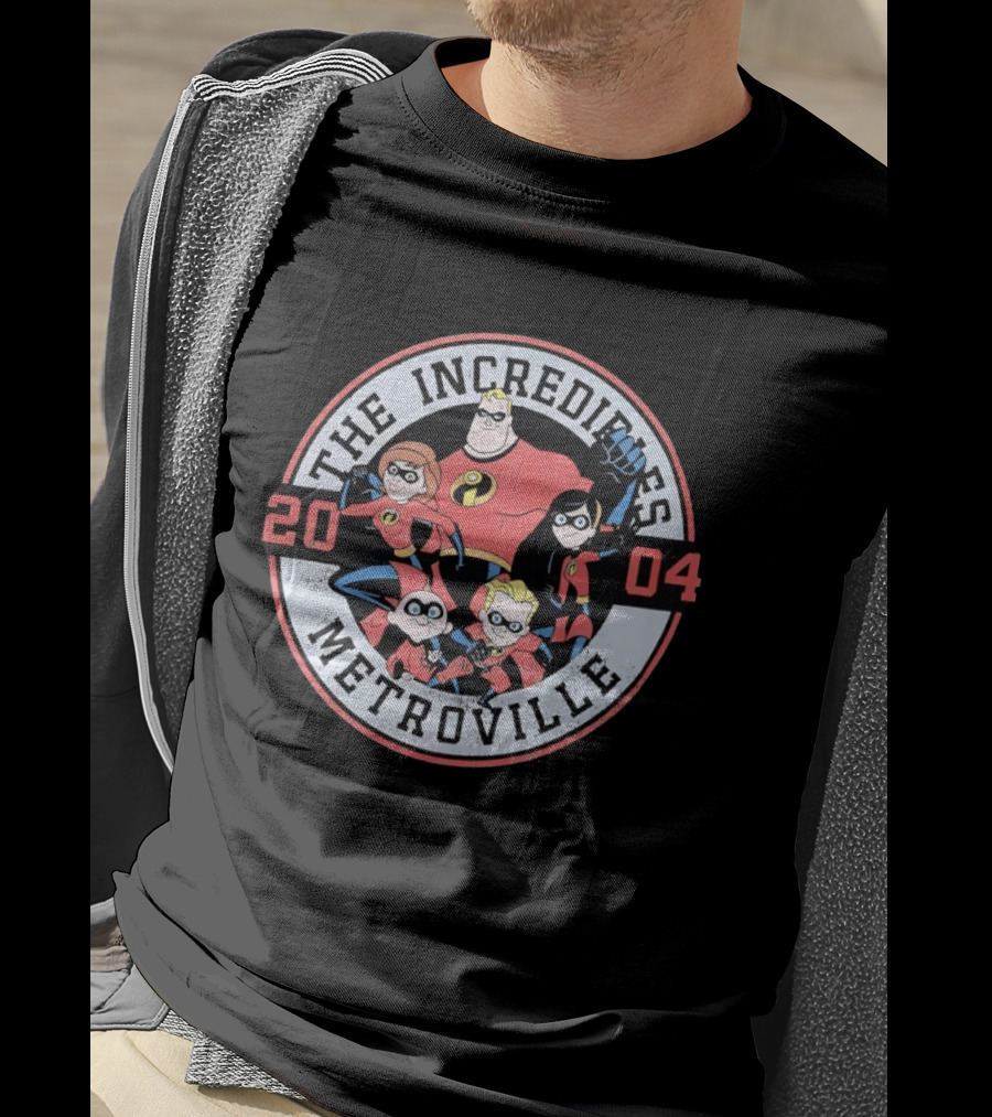 The Incredibles Metroville 2004 Characters Family Superheroes T-Shirt