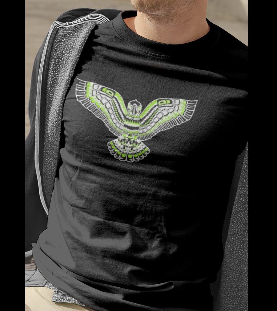 Seattle Seahawks Duwamish PNW Native American Flying Bird T-Shirt