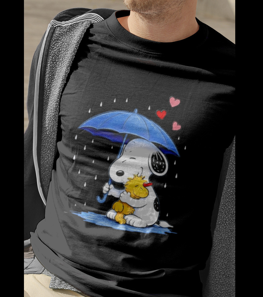 Snoopy Woodstock Umbrella Hearts Rain Hugging T-Shirt