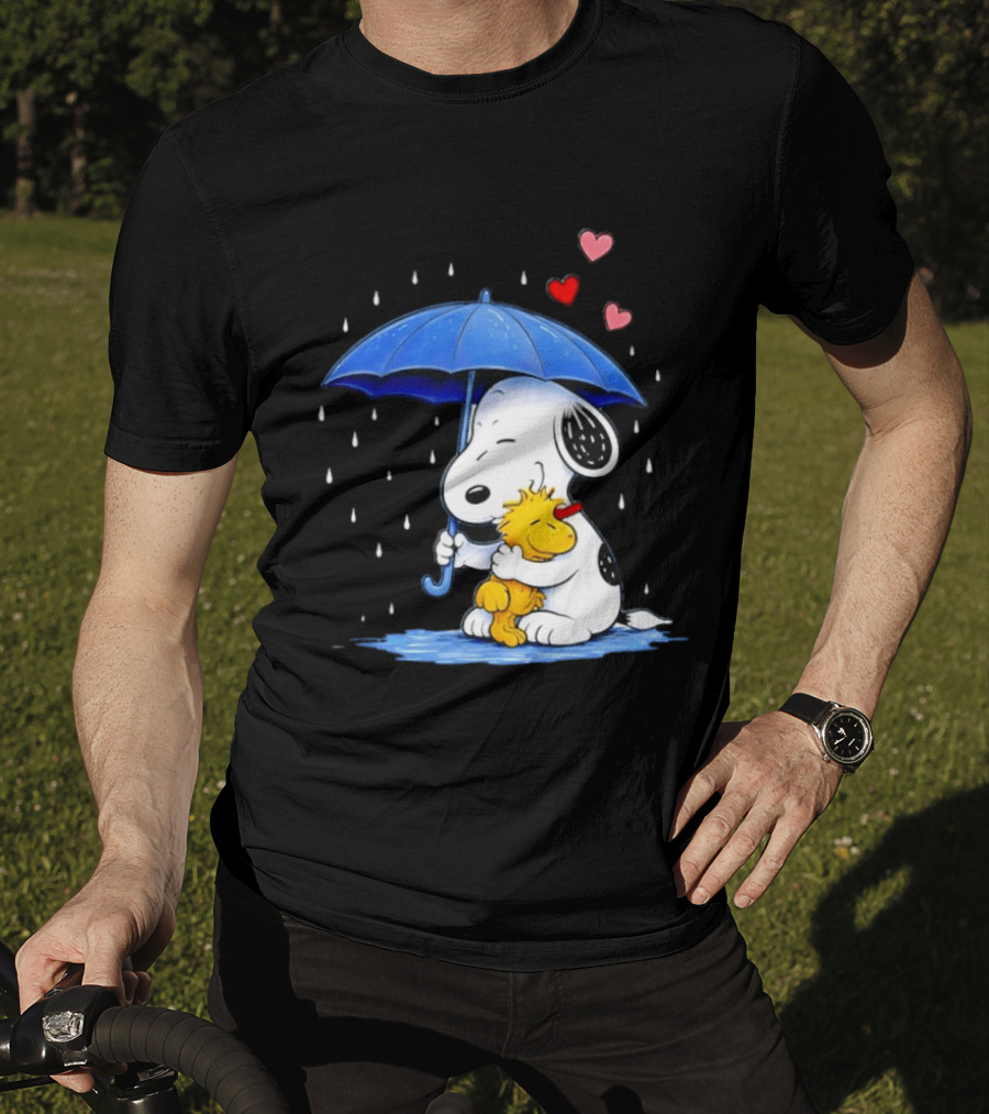 Snoopy Woodstock Umbrella Hearts Rain Hugging T-Shirt