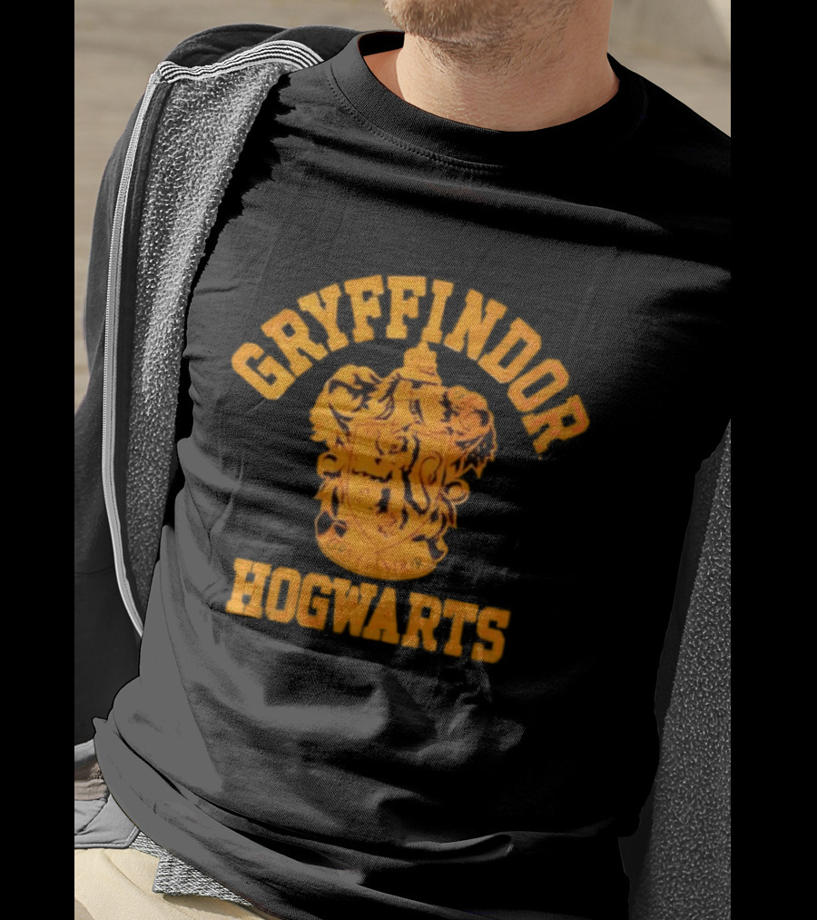 Gryffindor Hogwarts School Crest Shield Lion T-Shirt