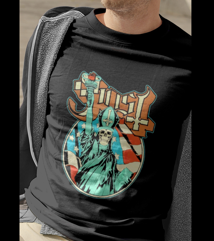 Ghost Statue Of Liberty Skeleton Torch Metal Band T-Shirt