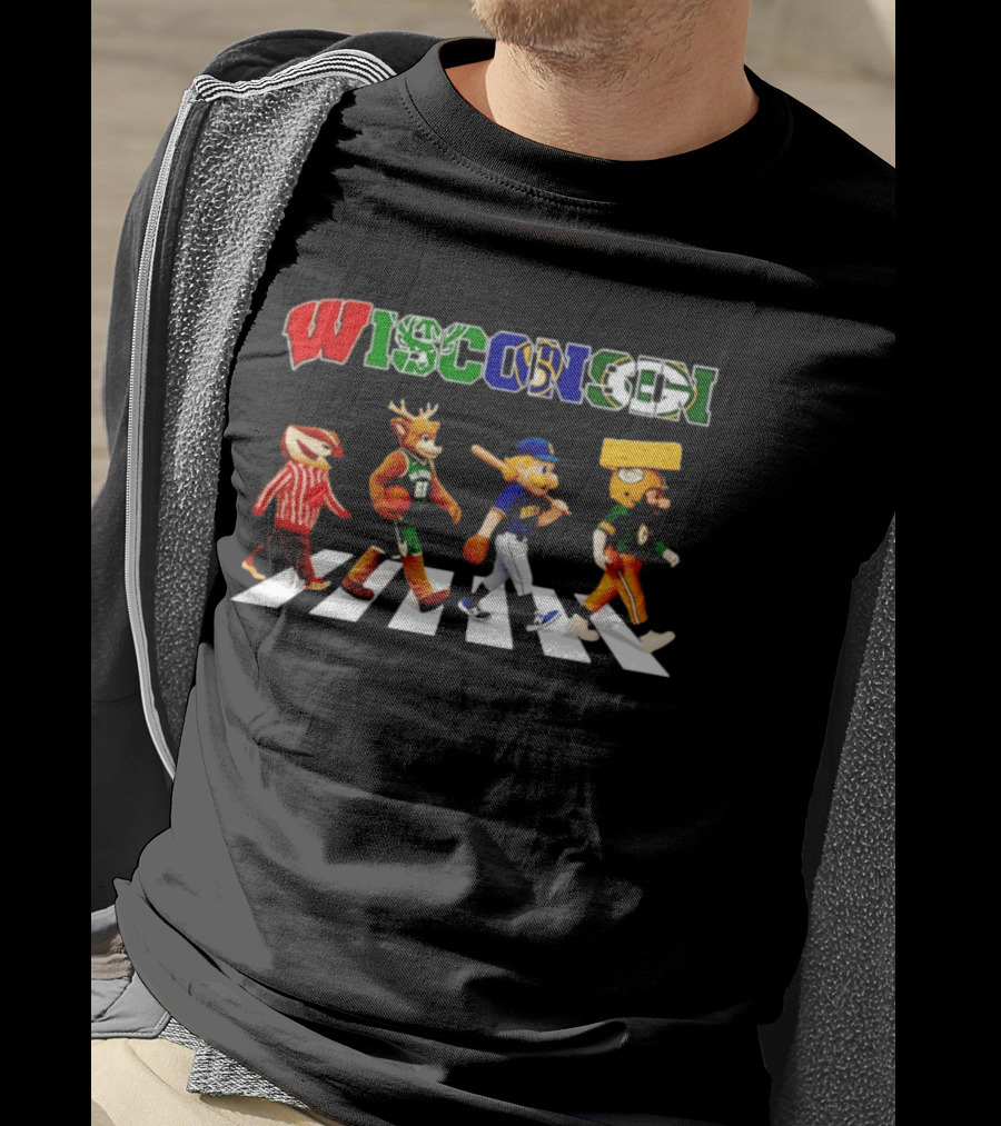 Wisconsin Milwaukee Bucks Brewers Green Bay Packers Sports Mascot Parade T-Shirt