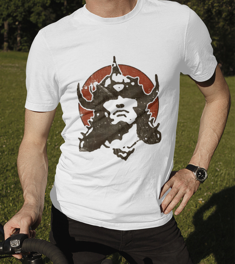 Conan Barbarian Viking Warrior Helm On Red Circle T-Shirt