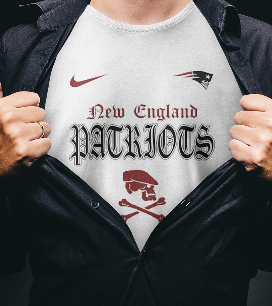 Nike New England Patriots Skull With Crossbones T-Shirt