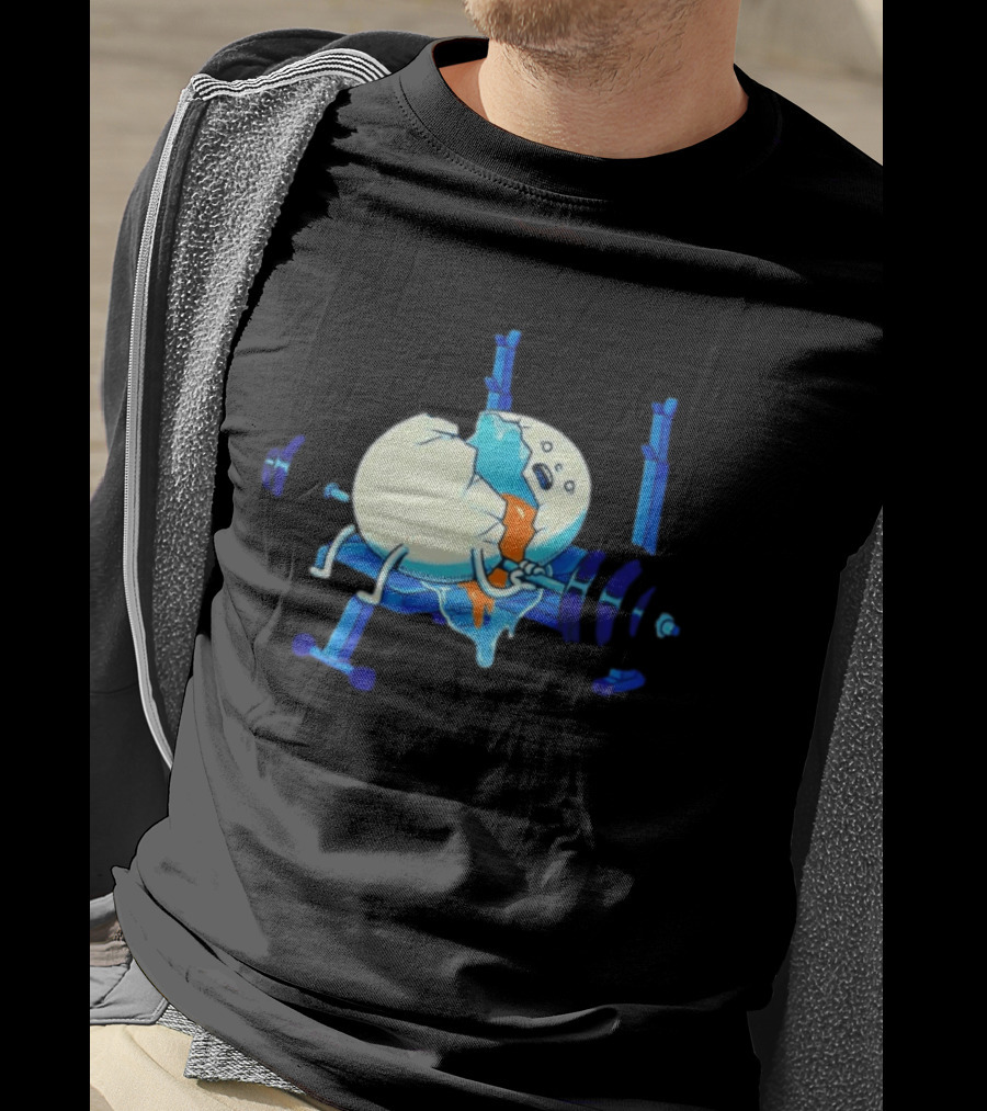 Cracked Egg Lifting Weights Funny Fitness Humor T-Shirt