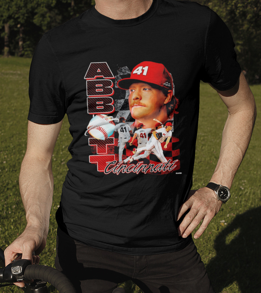 Cincinnati Reds Abbott 41 Baseball Pitcher Portrait Action T-Shirt