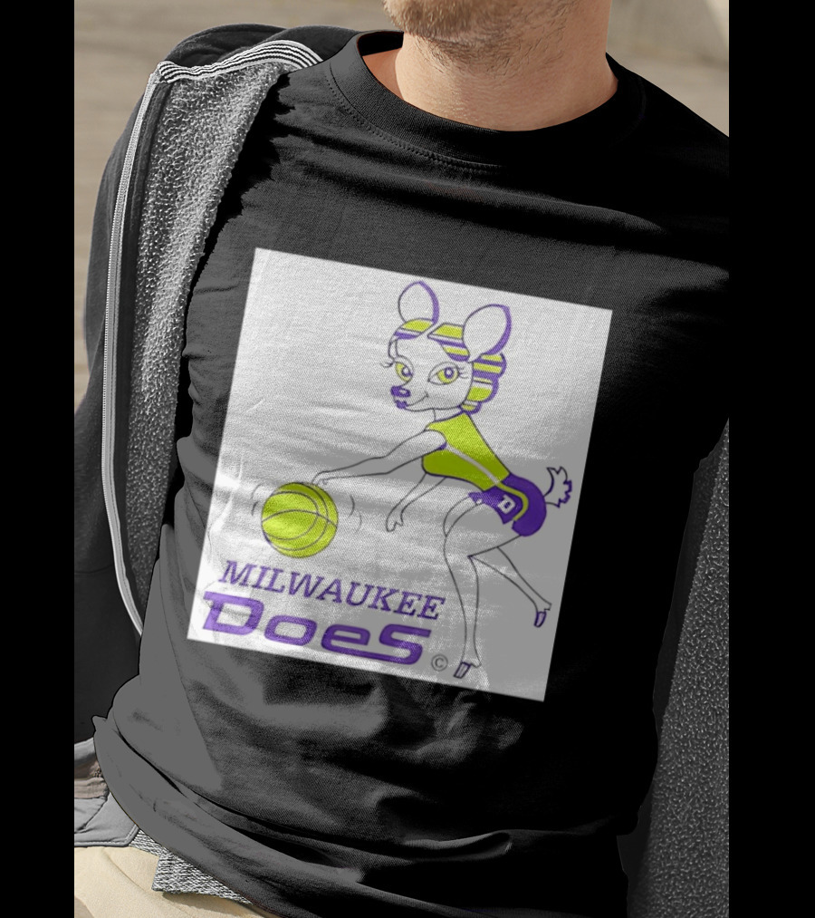 Milwaukee Does WPBL Vintage Basketball T-Shirt