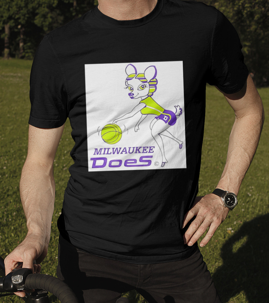 Milwaukee Does WPBL Vintage Basketball T-Shirt