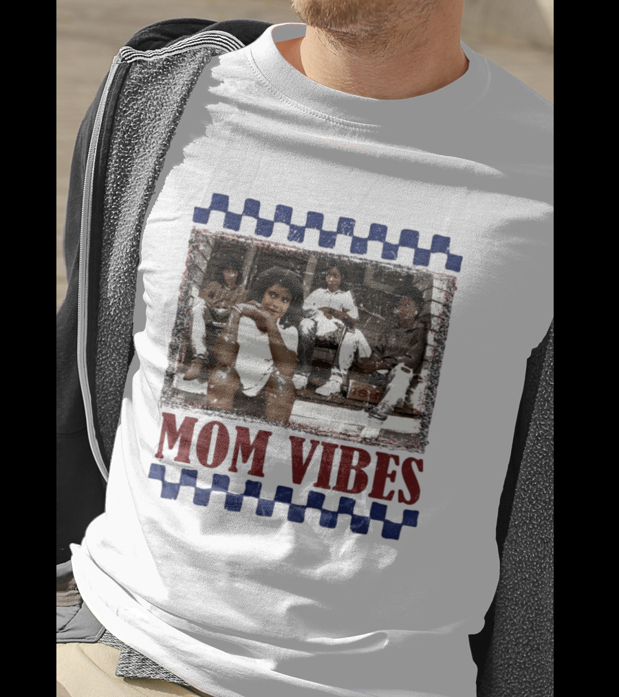 Mom Vibes Retro Mother's Day Family T-Shirt
