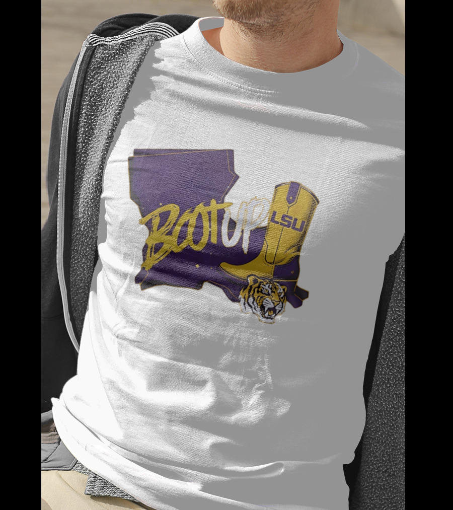 Welcome Home Coach Will Wade Boot Up LSU Tigers Louisiana Map And Boot With LSU Logo And Tiger Head T-Shirt