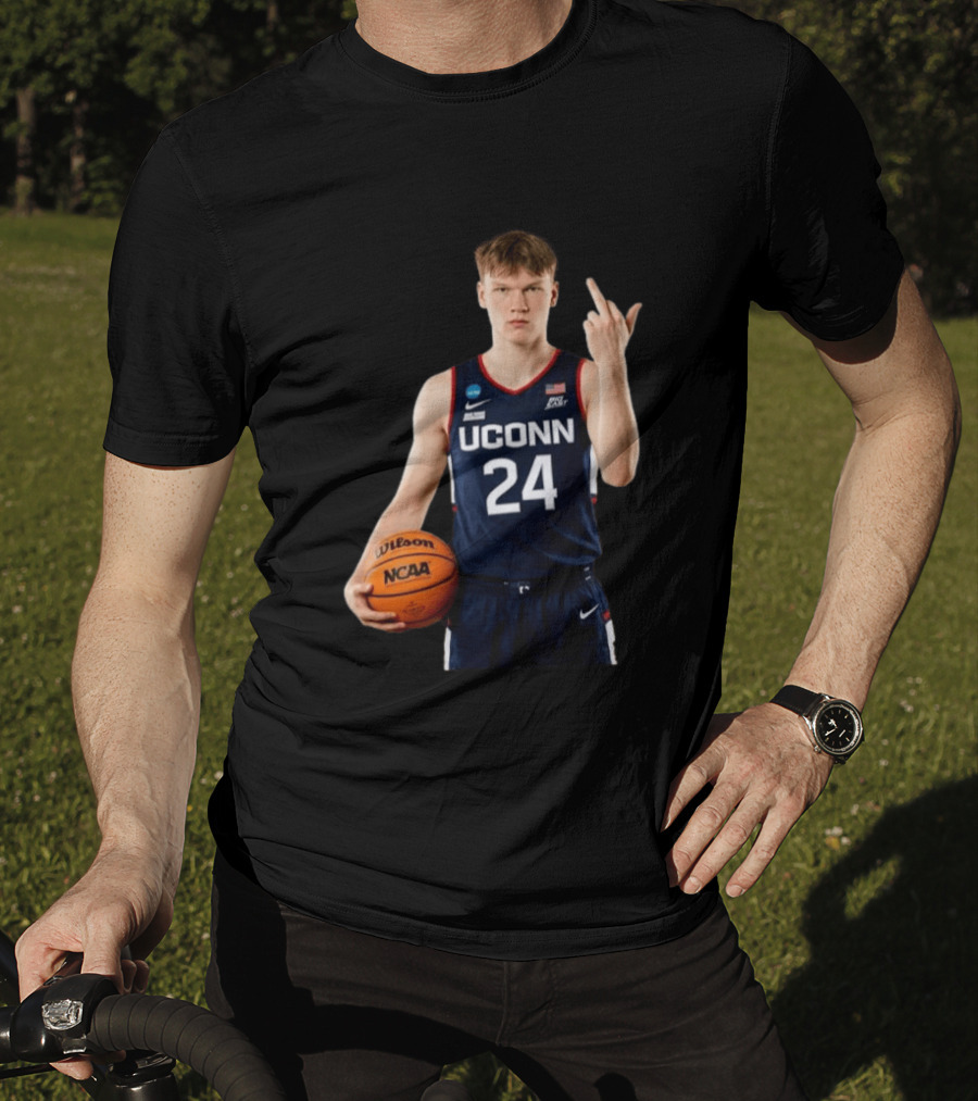 Braylon Mullins UConn Huskies 24 NCAA Basketball Middle Finger T-Shirt