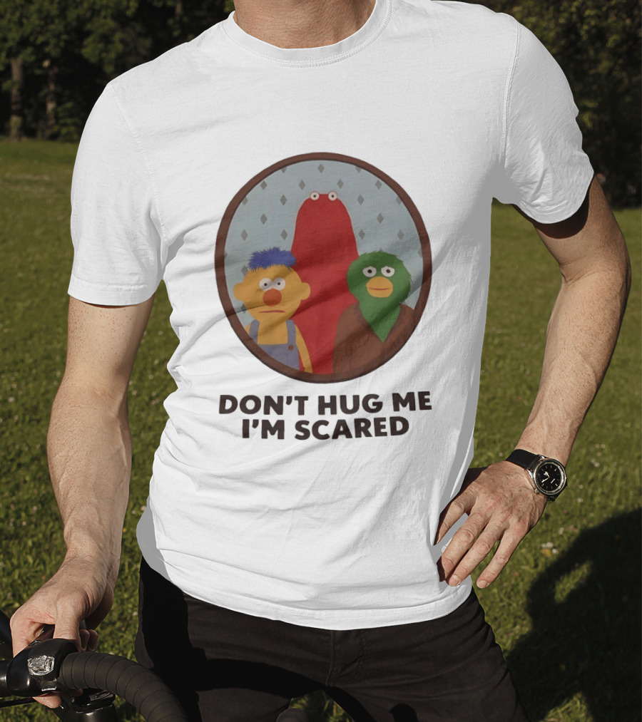 Don't Hug Me I'm Scared Puppet Characters Oval T-Shirt