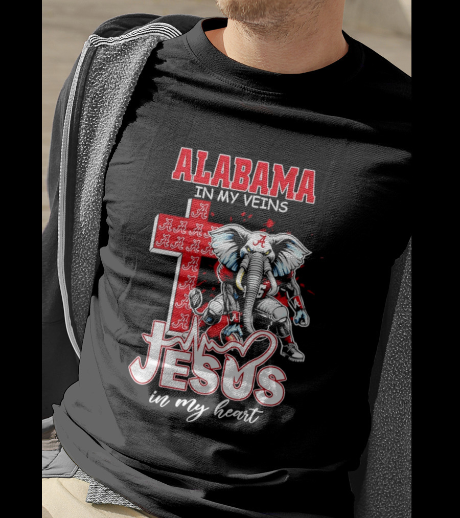 Alabama Crimson Tide In My Veins Jesus In My Heart Elephant Cross T-Shirt