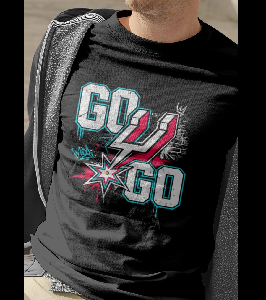 San Antonio Spurs Go Spurs Go Basketball Graffiti 4 Star T-Shirt