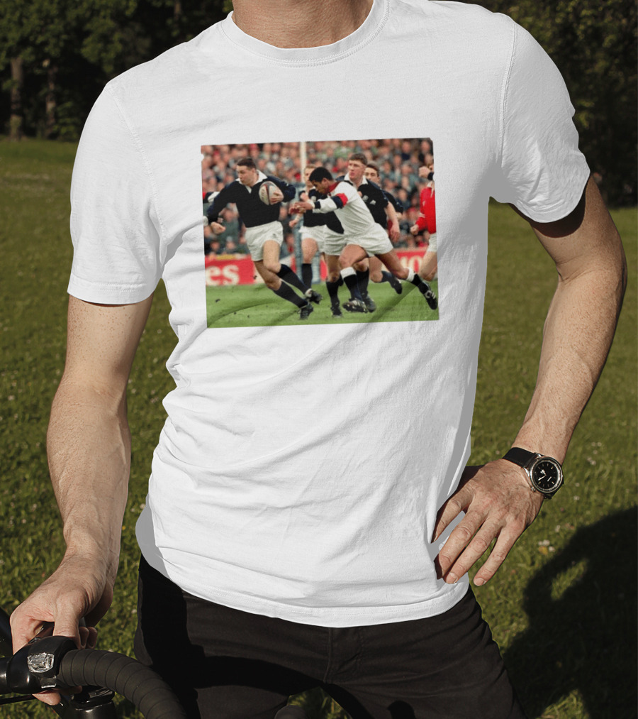 Scott Hastings Iconic Scotland Rugby Moment With Brother Gavin Against England T-Shirt