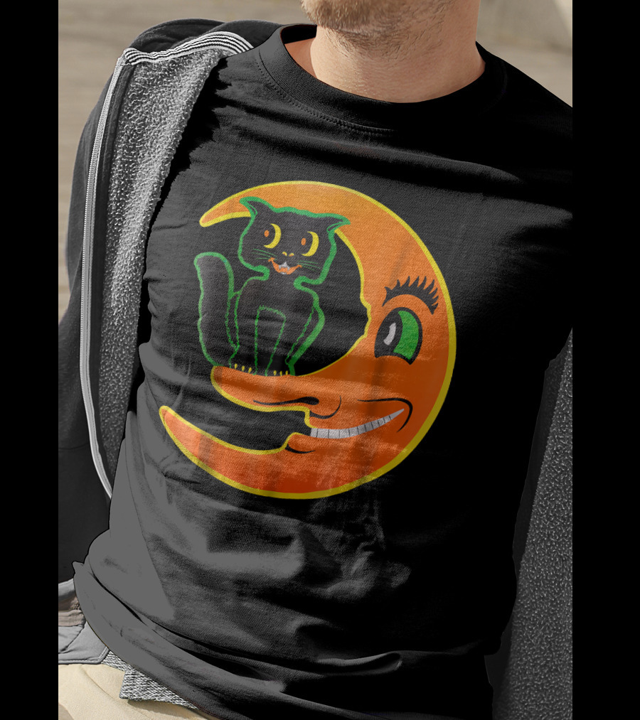 Funny Halloween Cat On Smiling Moon T-Shirt