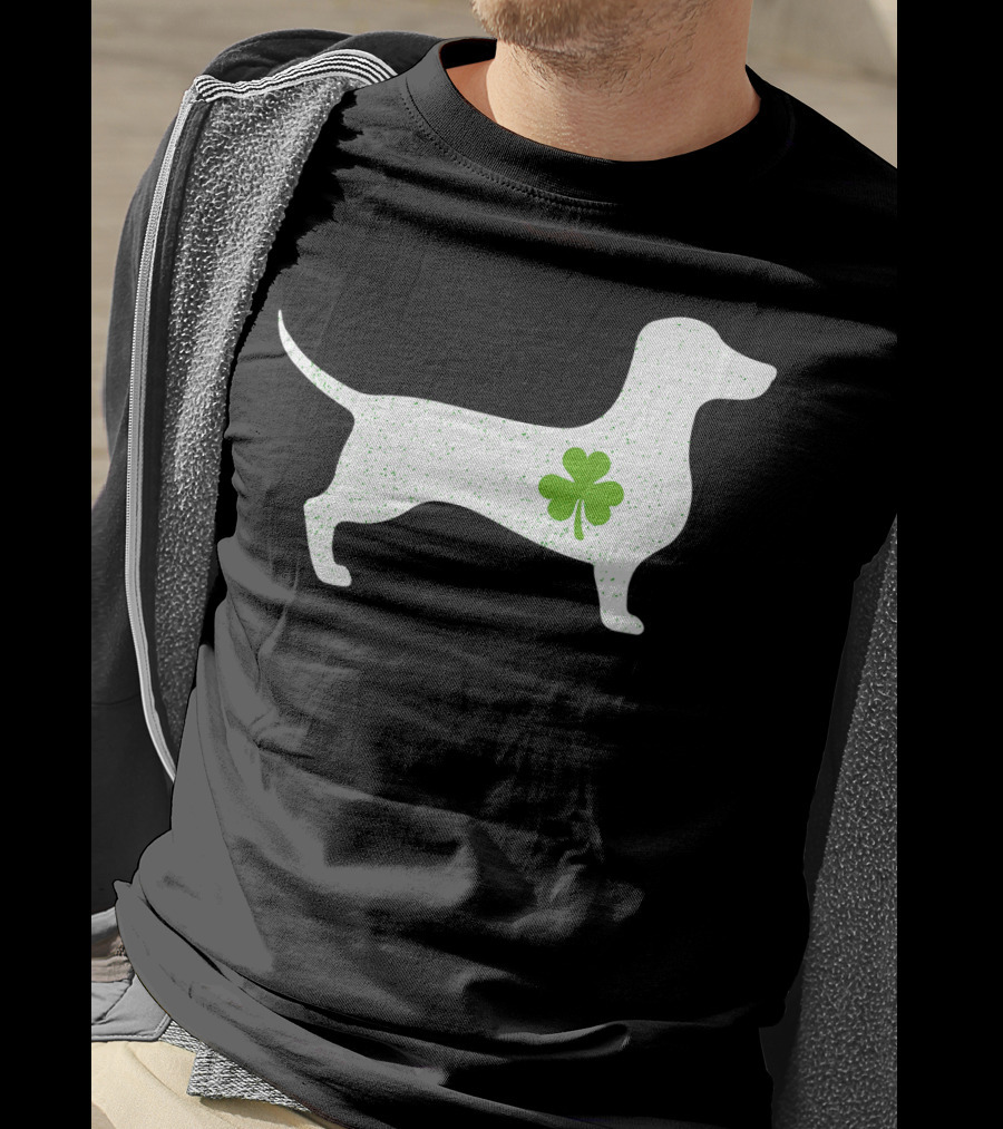 Dachshund St Patricks Day Lucky Mama Mom Dog Shamrock T-Shirt