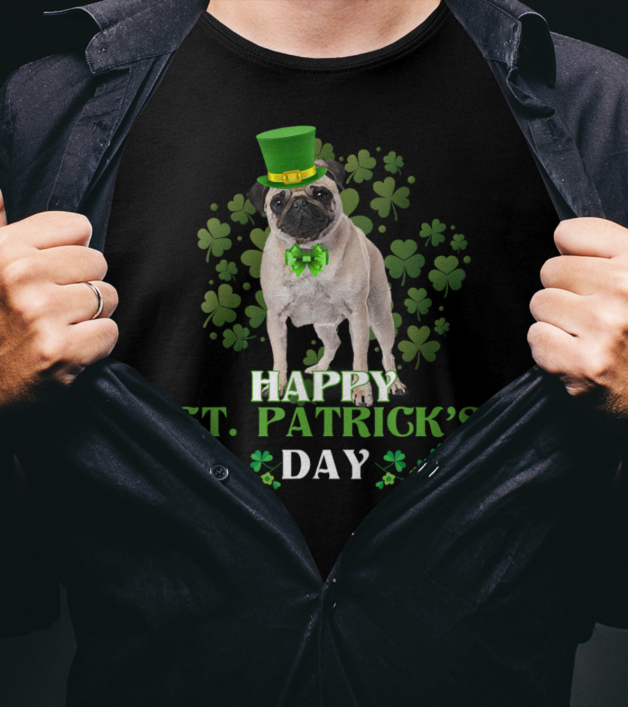 Happy St Patrick's Day Leprechaun Pug With Shamrocks T-Shirt