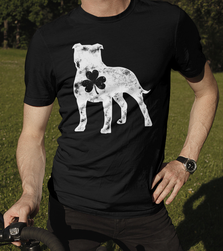 Pit Bull Shamrock St Patricks Day Dog Lover Men T-Shirt