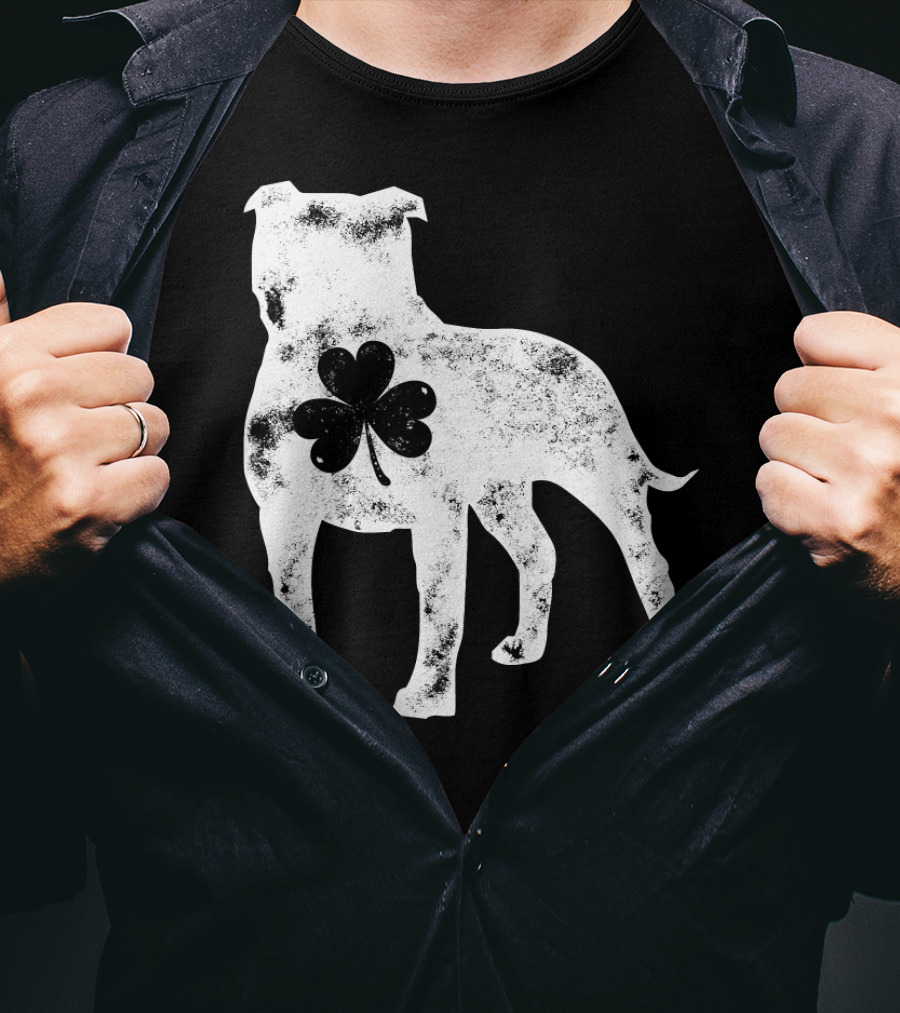 Pit Bull Shamrock St Patricks Day Dog Lover Men T-Shirt