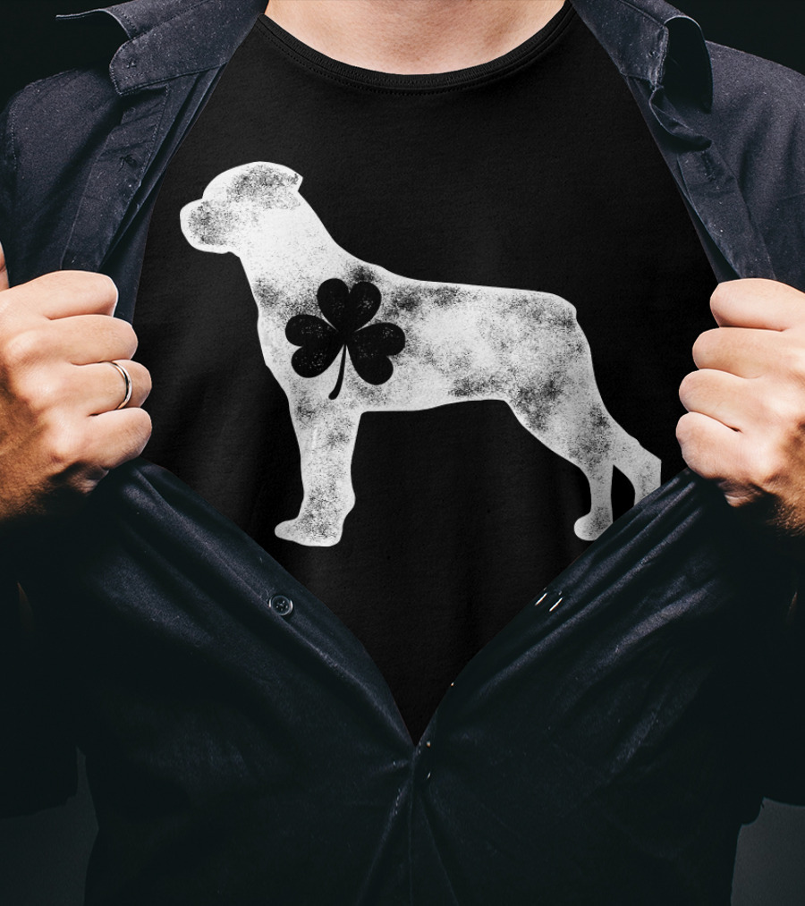 Rottweiler Shamrock St Patricks Day Dog Lover Men T-Shirt