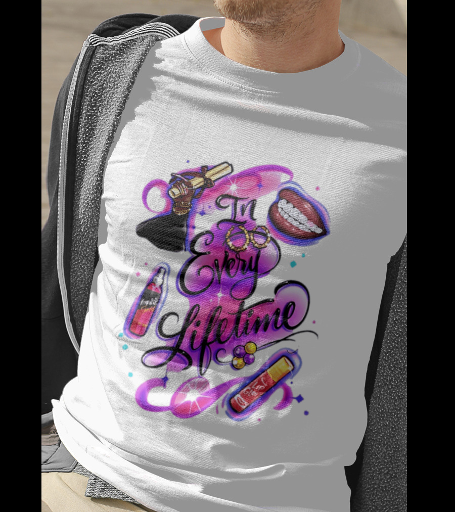 In Every Lifetime Lip Glow Gold Lip Graduation Black Girl Magic Aesthetic T-Shirt