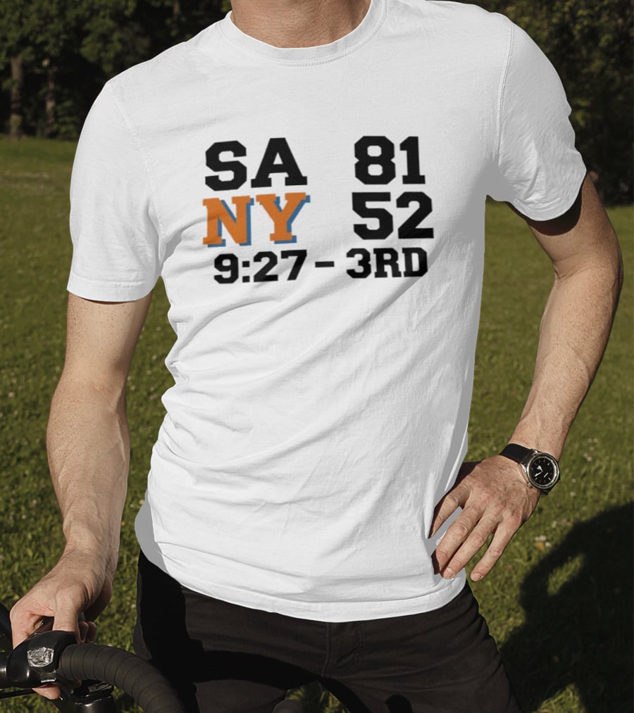 SA 81 NY 52 9:27 3rd Quarter Scoreboard T-Shirt