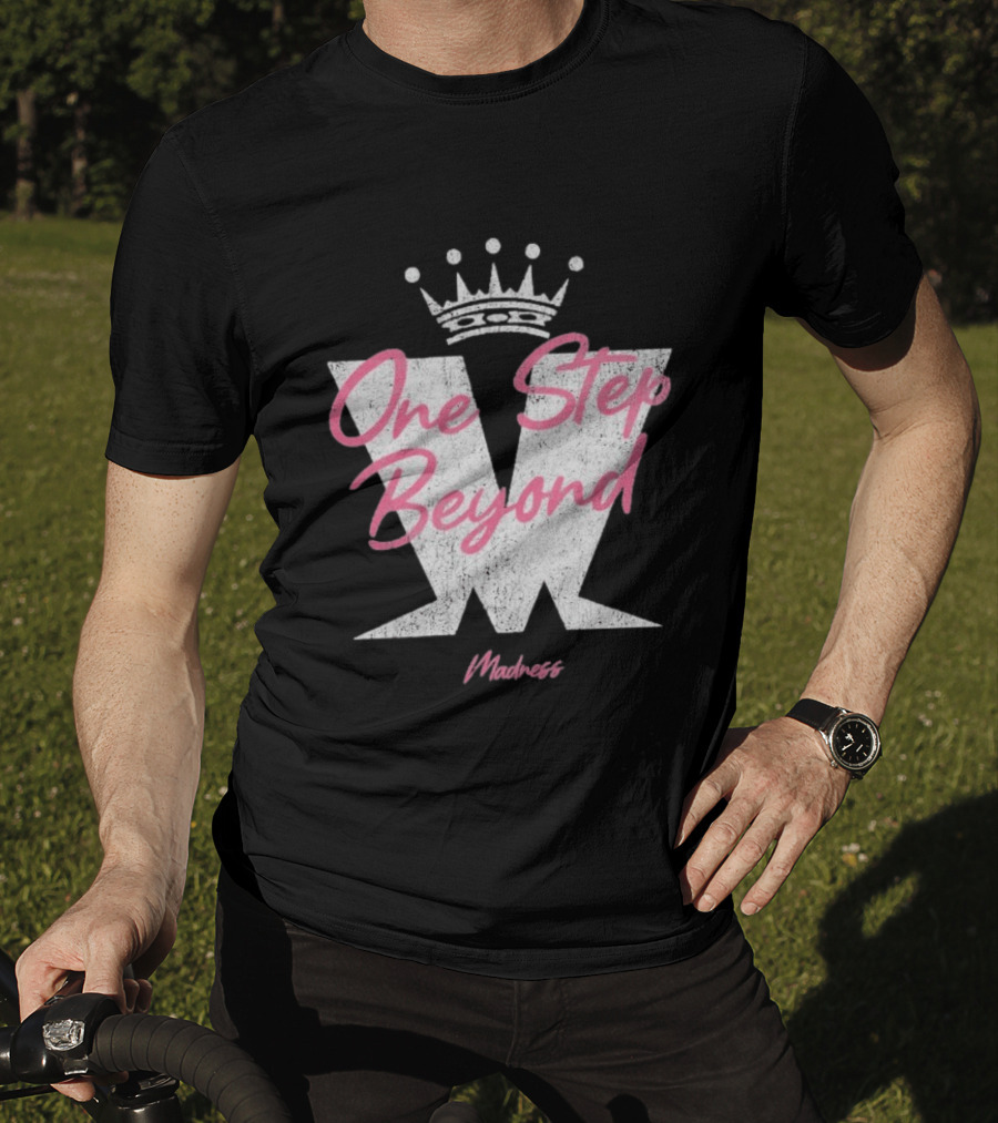 Madness One Step Beyond Crown Pink W T-Shirt