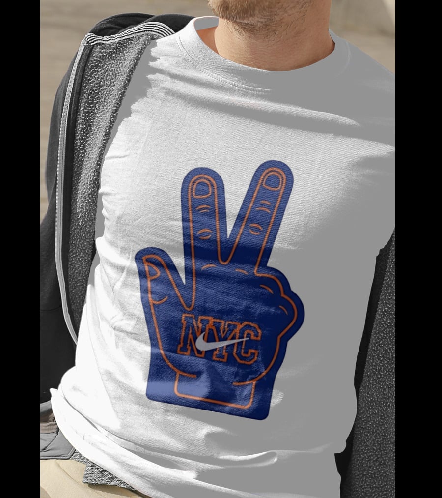 NYC Foam Finger Peace Sign New York Knicks Basketball T-Shirt