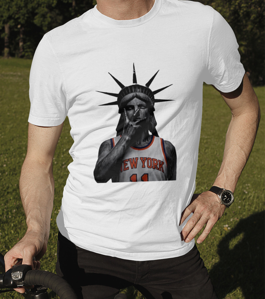 New York Knicks Jalen Brunson Statue Of Liberty Basketball Legend The Wait Is Over T-Shirt