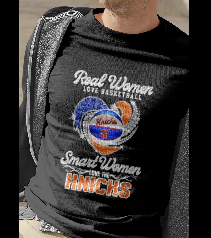 Real Women Love Basketball Smart Women Love The Knicks T-Shirt