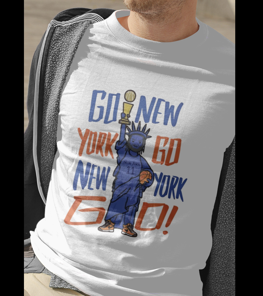 Go New York Go New York Go Jalen Brunson 11 Statue Of Liberty Basketball Trophy T-Shirt
