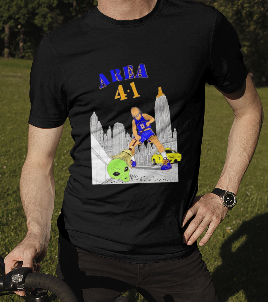 AREA 4 1 Jalen Brunson New York Knicks Vs Alien San Antonio Spurs T-Shirt
