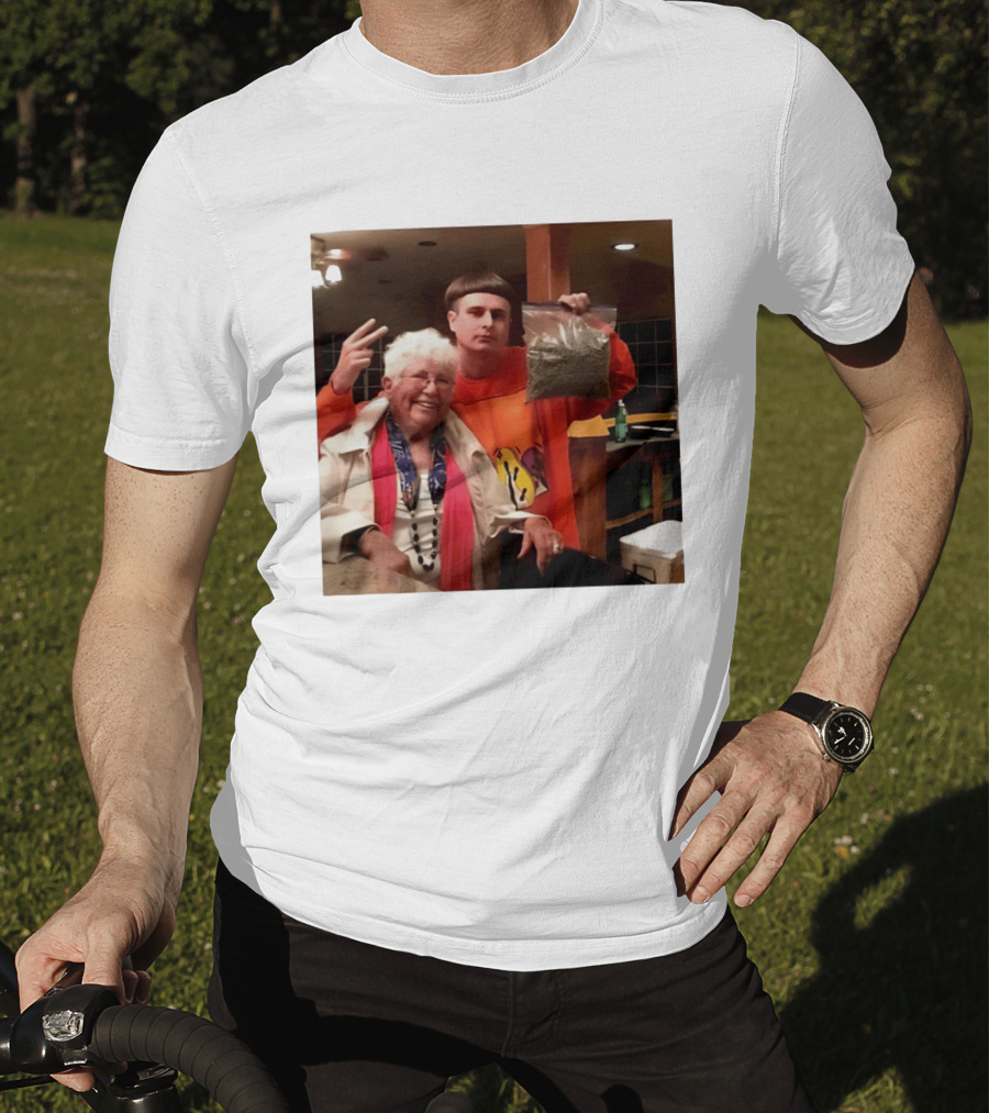 Oliver Tree Weed Grandma Memorial RIP Oliver Tree T-Shirt