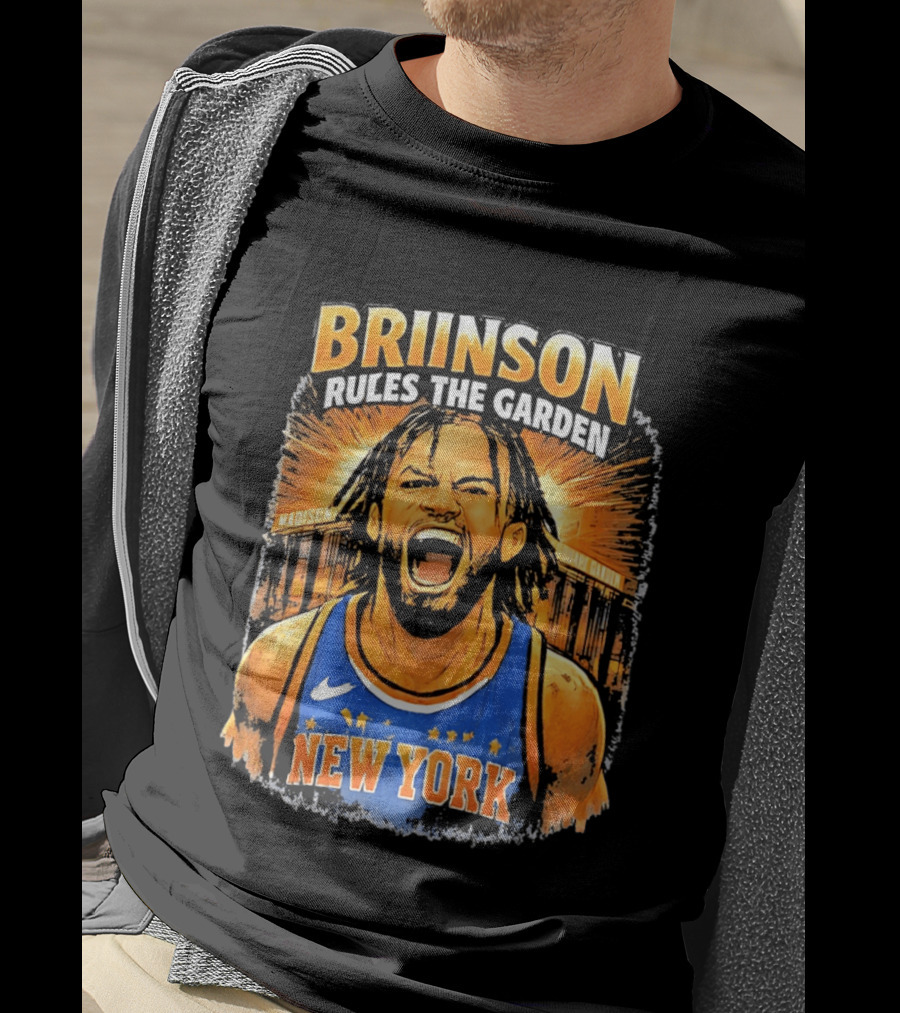 New York Knicks Brunson Rules The Garden Shouting Face Madison Square Garden T-Shirt
