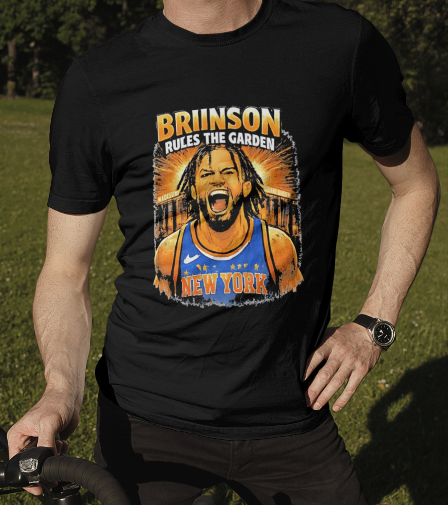 New York Knicks Brunson Rules The Garden Shouting Face Madison Square Garden T-Shirt
