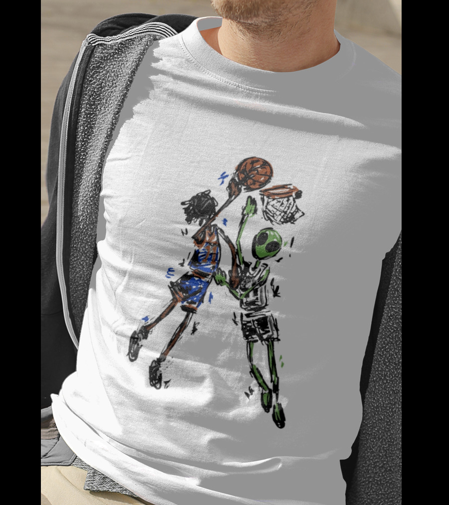Jalen Brunson Vs Alien Wemby Dunking Showdown Basketball Clash T-Shirt