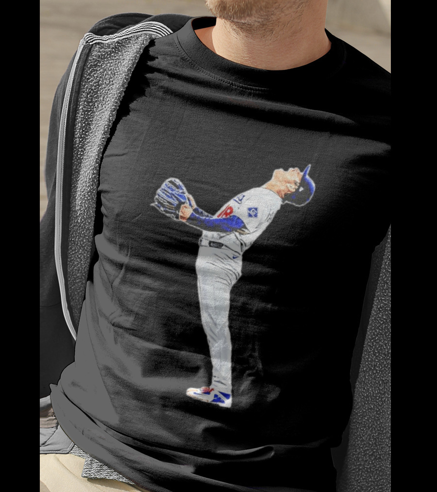 Yamamoto Yoshinobu Los Angeles Dodgers Baseball Player Celebration Pose T-Shirt