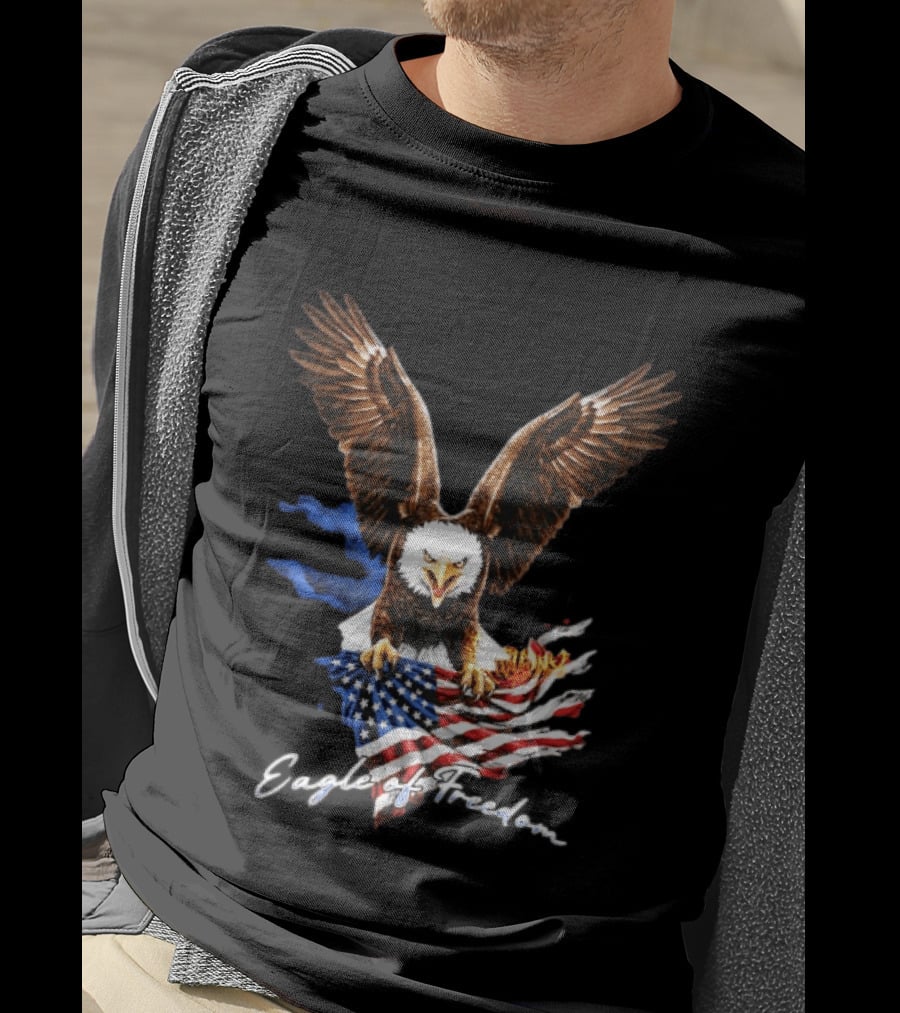 American Eagle Of Freedom Flag Wings Fiery Display T-Shirt