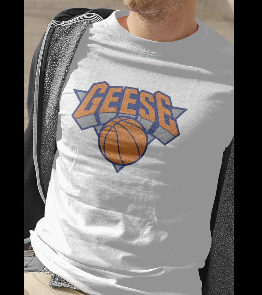 Geese Basketball New York Knicks T-Shirt