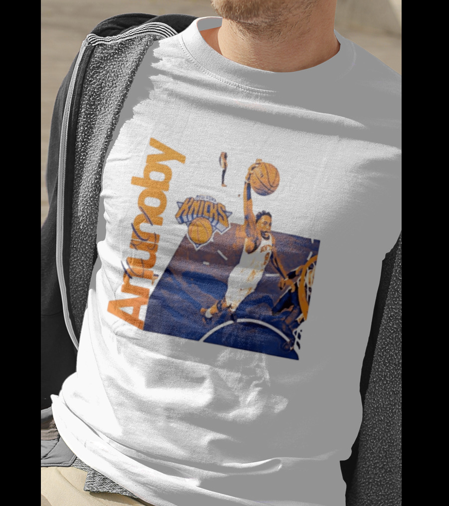 New York Knicks OG Anunoby Player Hype Dunking Action Scene T-Shirt