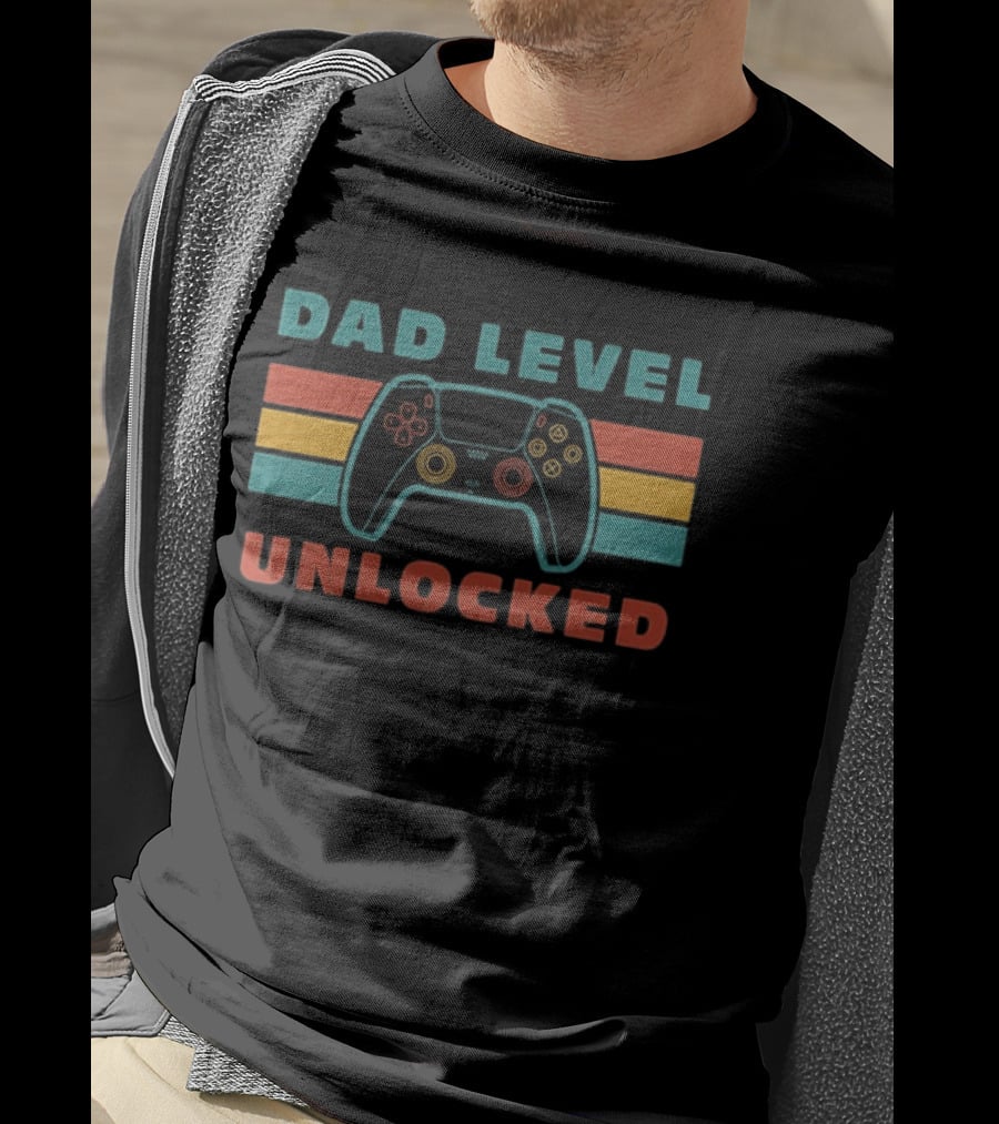 Dad Level Unlocked Father's Day Game Controller Retro Gamer T-Shirt