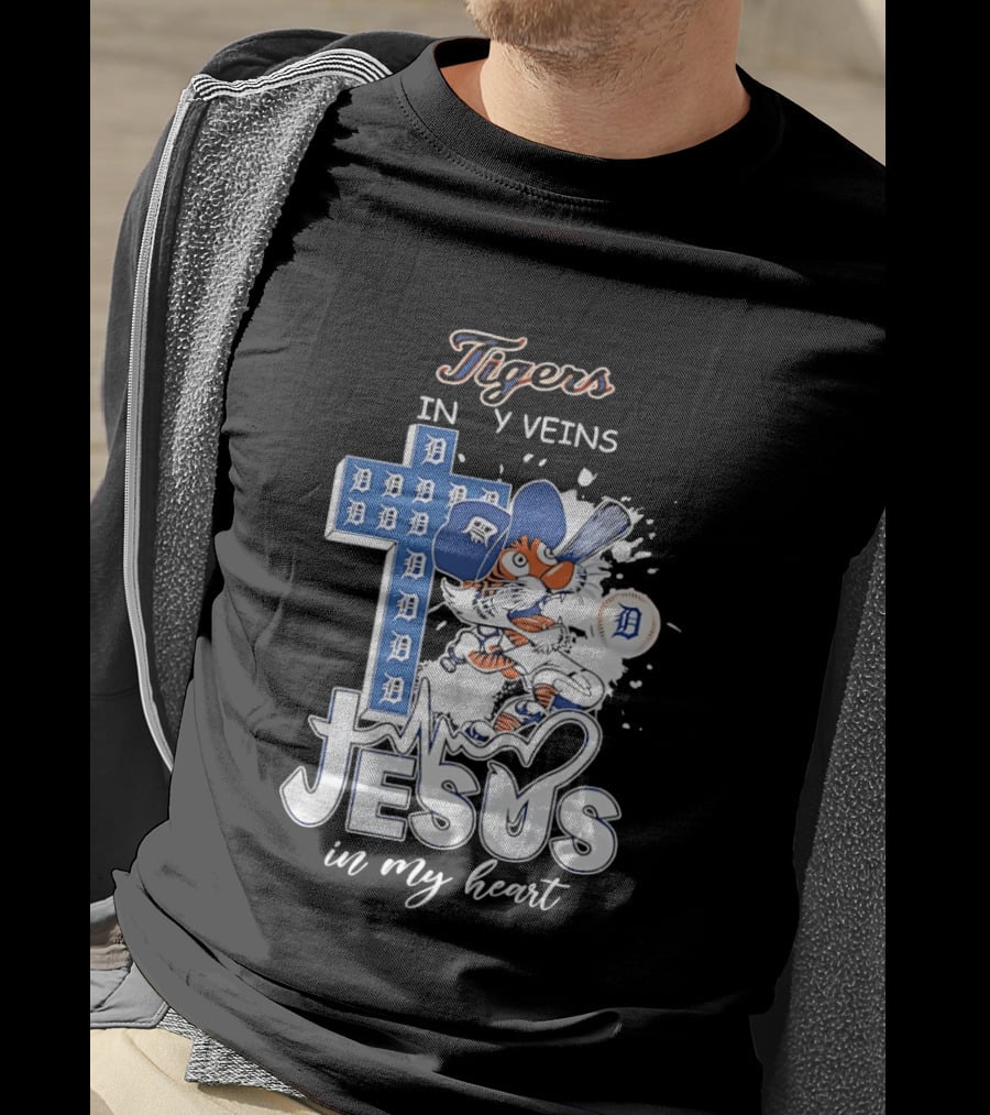 Detroit Tigers In My Veins Jesus In My Heart T-Shirt