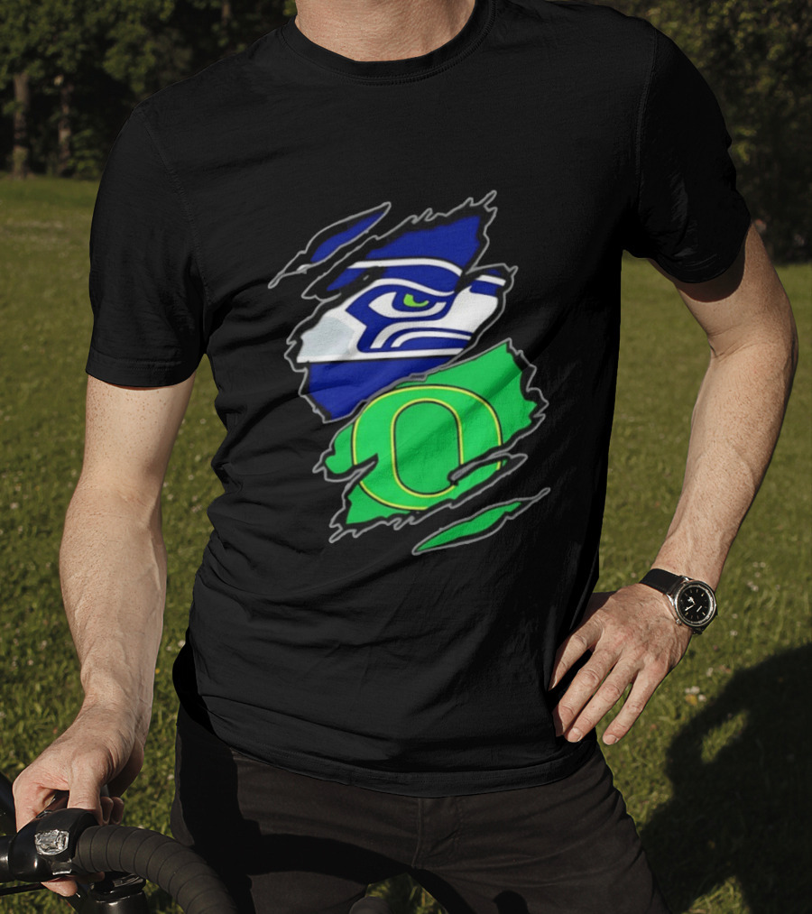 Seattle Seahawks Oregon Ducks Two Teams One Heart Scratch T-Shirt