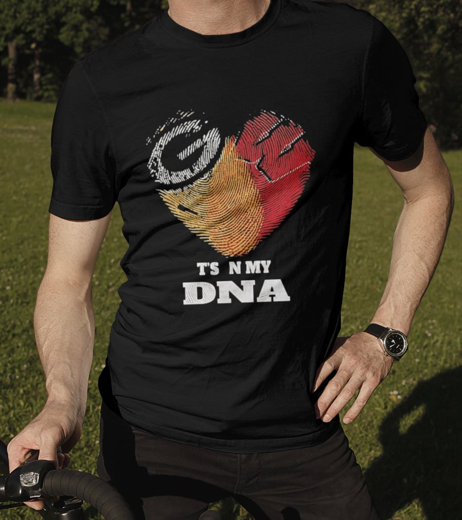 Green Bay Packers Wisconsin Badgers Heart It's In My DNA T-Shirt