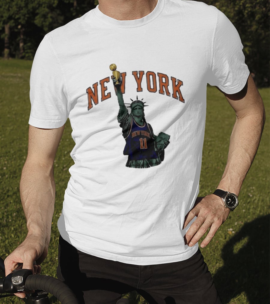 New York Knicks Jalen Brunson Statue Liberty Trophy Meme T-Shirt